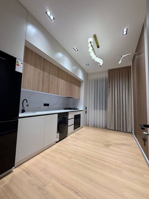 Продаю квартиру в Мирза Улугбекском районе Новостройка 3 х комнатная