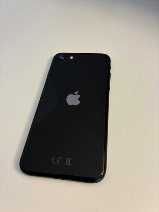 Iphone SE2 2020 128GB + cablu si casti originale, in cutie