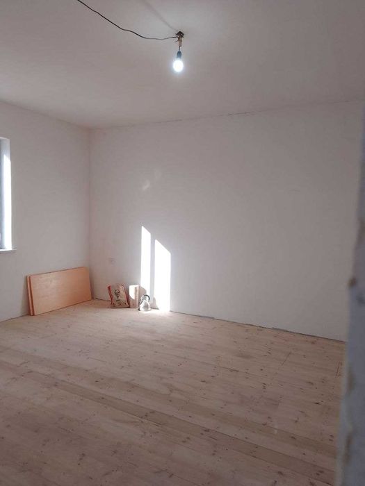 уй сотилади срочно свет газ бор