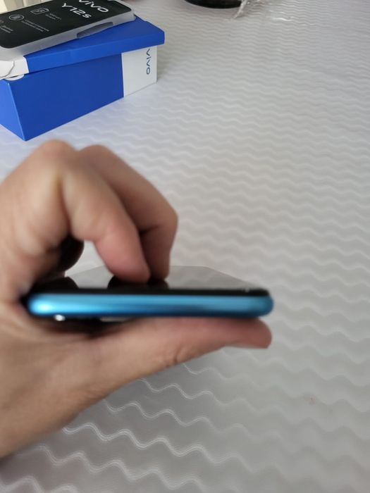 Продам телефон в отличном состоянии