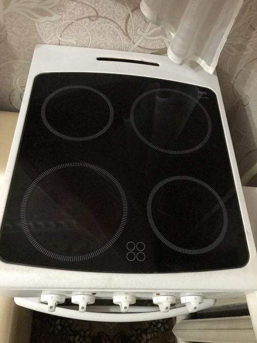 Продам электроплиту,стеклокерамика