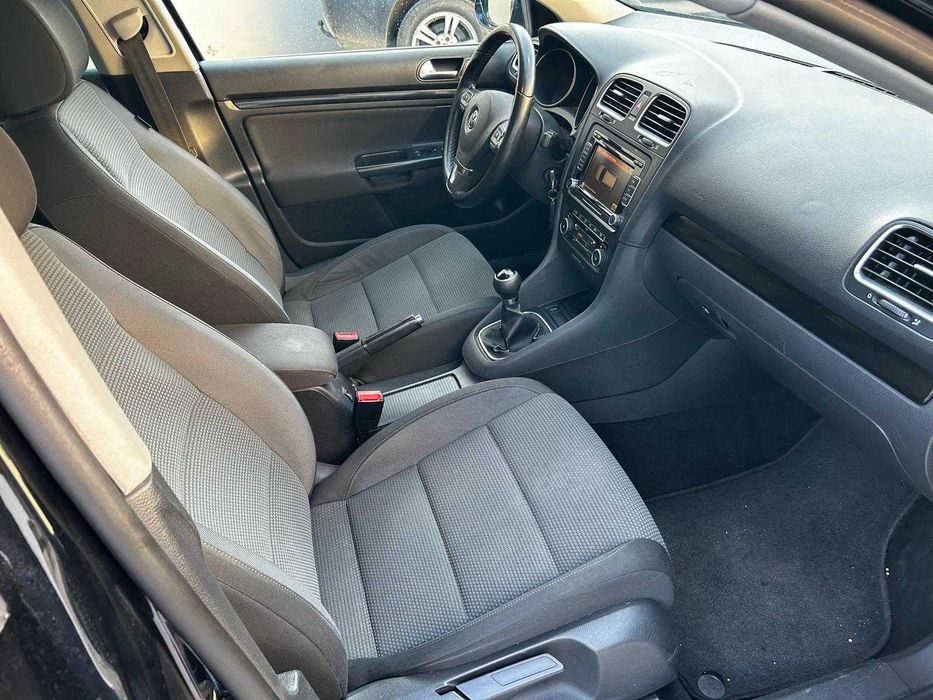 Vw Golf 6 , 1.6 tdi 2012 г. High line , Регистриран