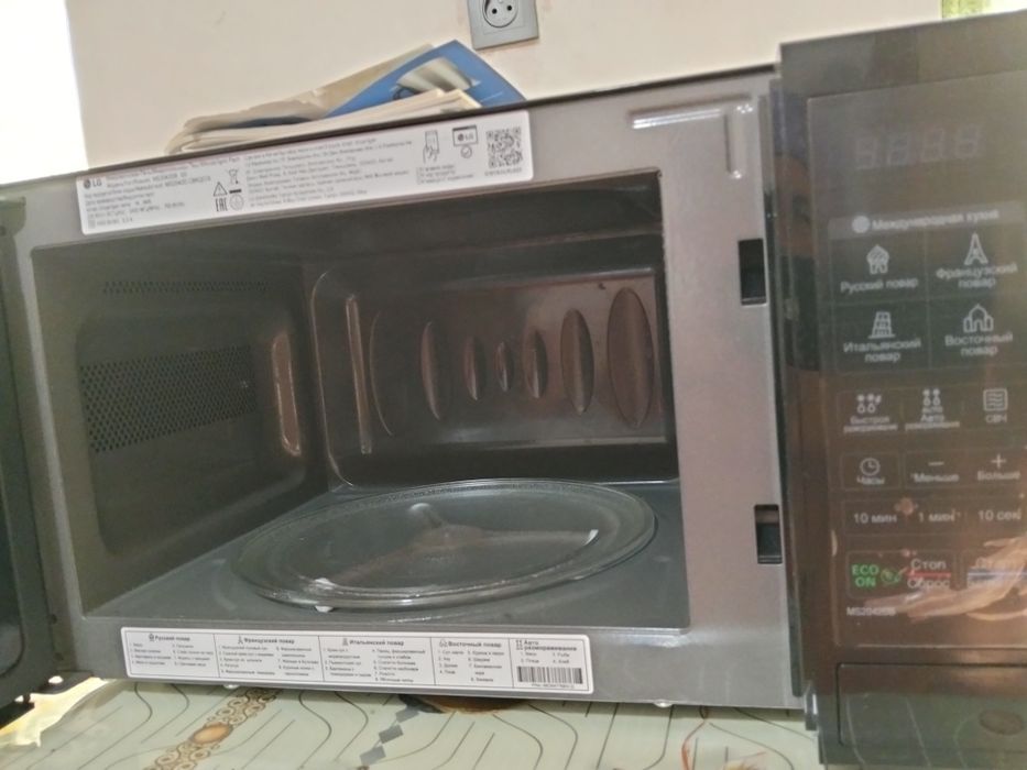 Микроволновая печь LG