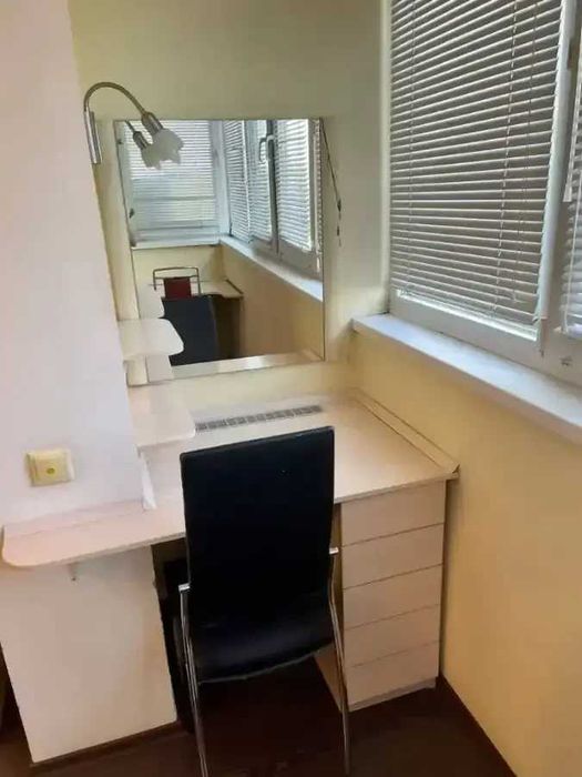 Дава се под наем Тристаен апартамент в София, Център - 90 кв.м за 561 € - Снимка #4