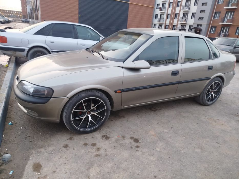 Титанка пакришкамен почти новый