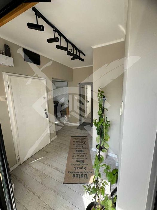 Продава се Етаж от къща в с. Волуяк, Област София-град - 200 кв.м за 1123 €/кв.м - Снимка #5