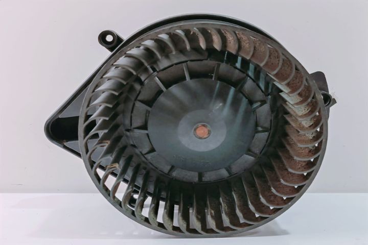 Ventilator  Habitaclu  8E1820021E Audi A4 B6 seria