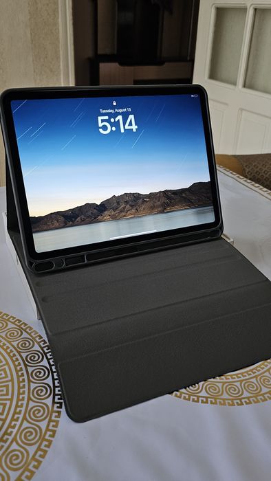 iPad Pro 11-inch (4 th Generation] Wi-Fi