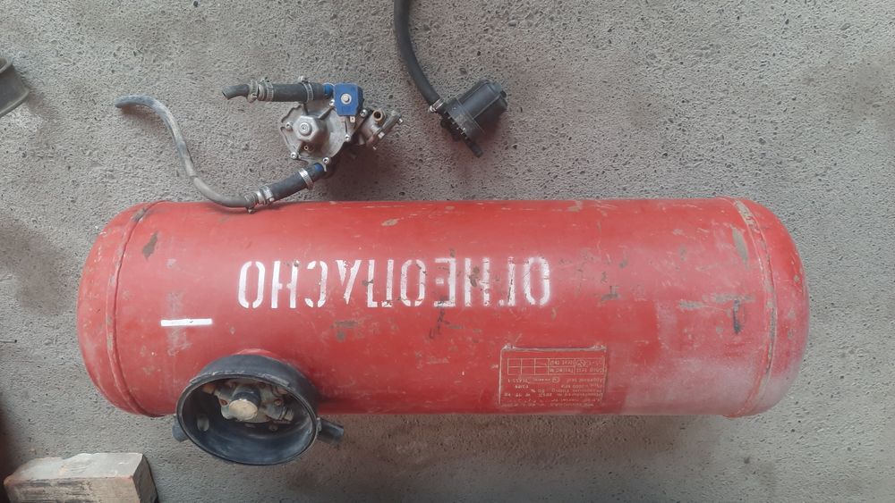 Пропан балон сотилади 60 тали 4 поколения редуктори билан