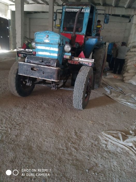 Traktor T-28 sotiladi