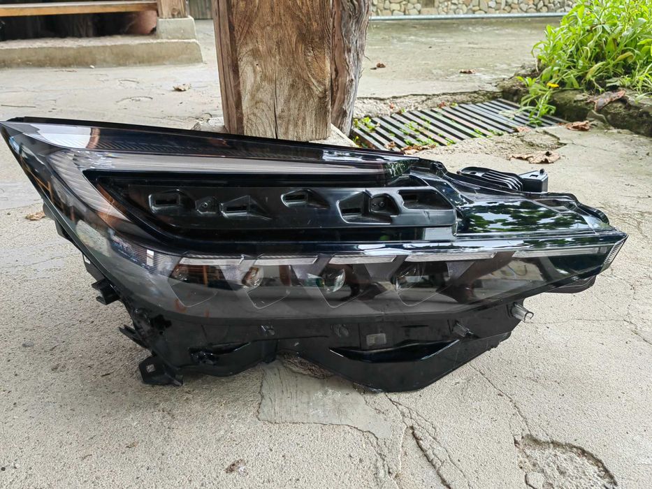Фар Toyota CH-R 2025 LED десен / Фар Toyota CHR LED / Фар Тойота ЦХР Оригинален