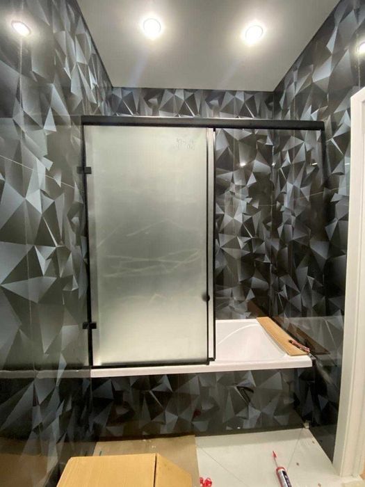 Изготовление душевых кабин и перегородок из стекла