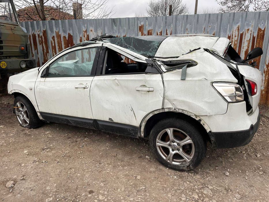 Nissan Qashqai+2 2.0 I НА ЧАСТИ нисан къшкай +2 2.0 бензин