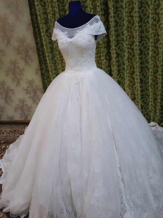 Продам свадебное платье