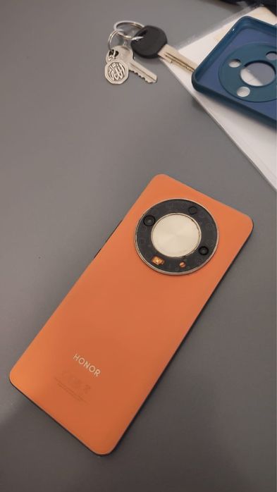Продам телефон Honor X9b 5G