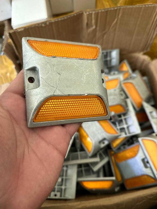 Отрежател катафод для дорога Светоотрежающая