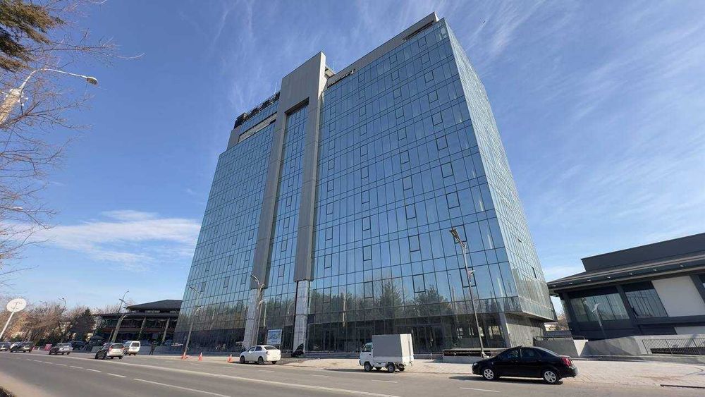 На продаже 179,5 м² Угловое помещение в БЦ - KUBC