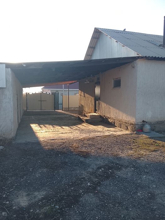 Продам дом из четырех комнат