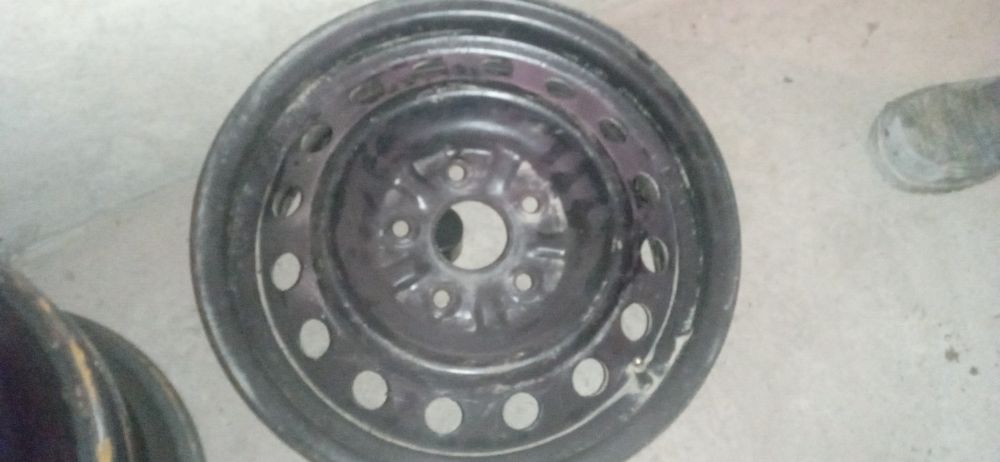 Продам диски от камри 20 15р