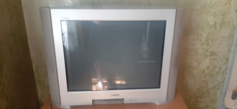 Продам телевизор