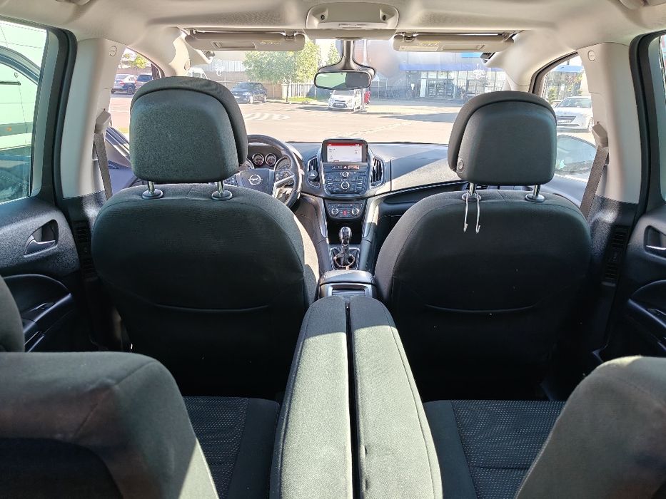 Opel Zafira Tourer 1.6 cdti