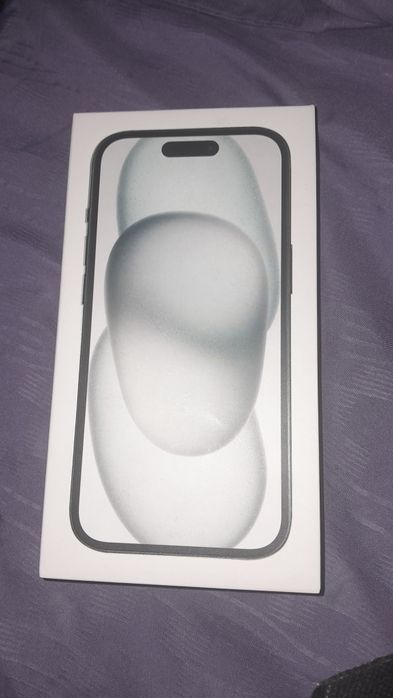 Продам новый Айфон 15