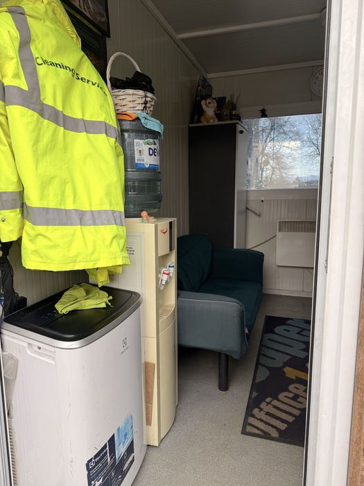 Охранителна/паркинг кабинка