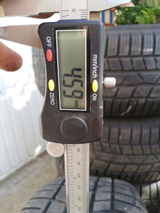 Jante aliaj VW de 16 cu anvelope de iarna Continental 215 60 R16 5x112