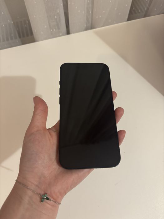 Telefon mobil Apple iPhone 13, 128GB, 5G, Midnight
