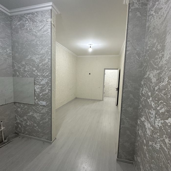 Водникда 1 хонали новостройка сотилади. Куйлик бозорига якин. 26 000 $