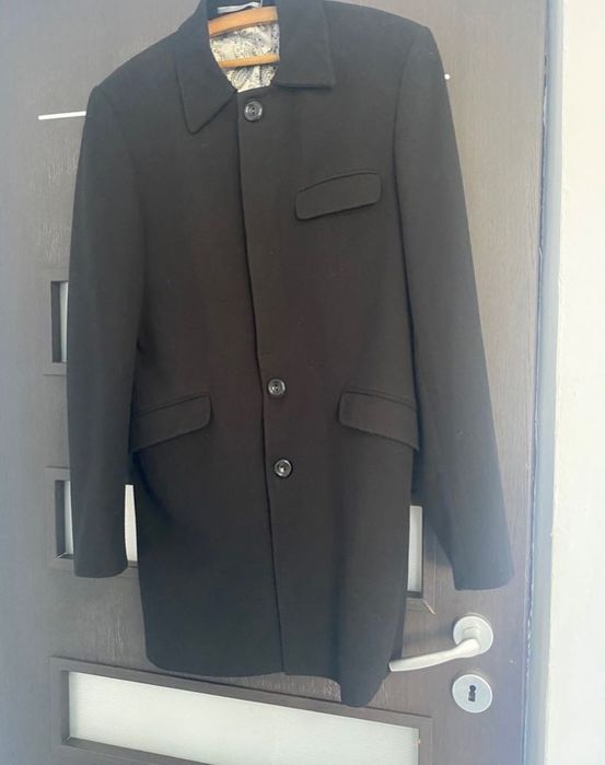 Palton de barbati impecabil