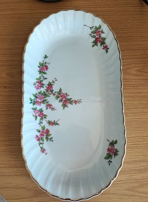 Пълен комплект български порцелан