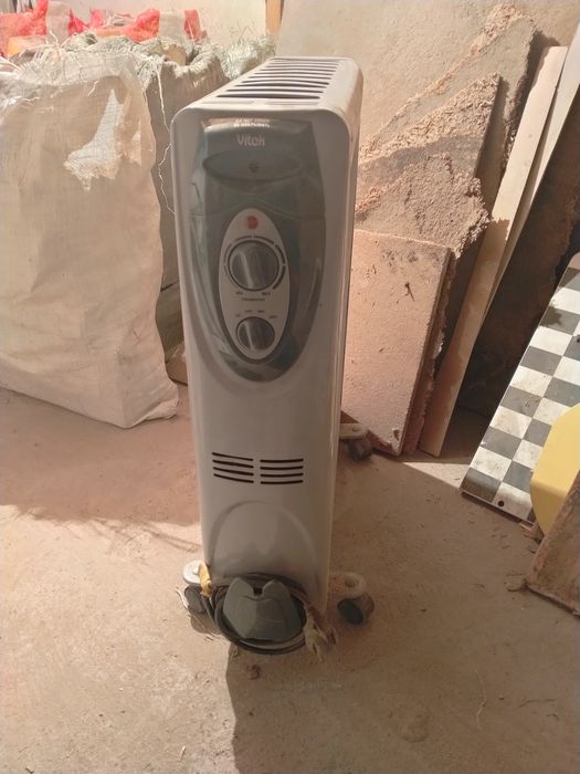 Обогреватель масляный.