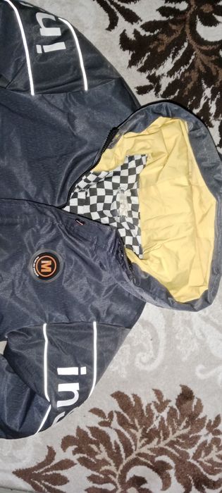 Демисезонная куртка