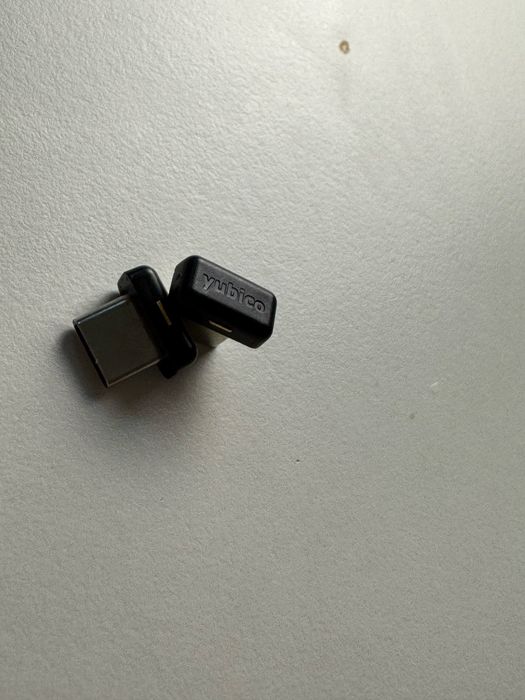 Хардуерен ключ за сигурност Yubico YubiKey 5C Nano (USB-C)