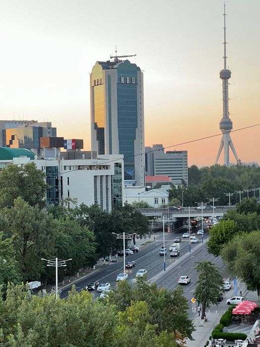 S6 kvartira 92kv/m. GIOTTO RESTAURANT.