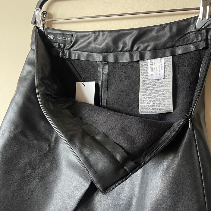 Дамска пола панталон Zara