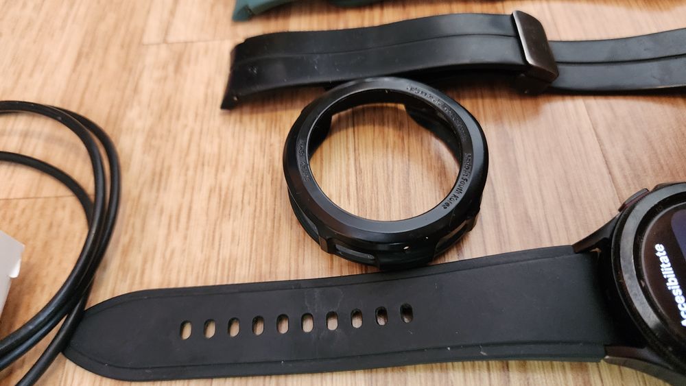 Samsung galaxy Watch 4 46 mm LTE + accesorii
