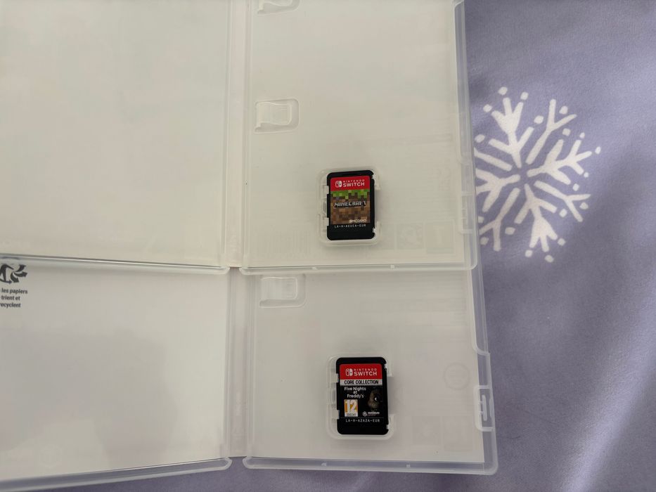 Nintendo switch lite с две игри