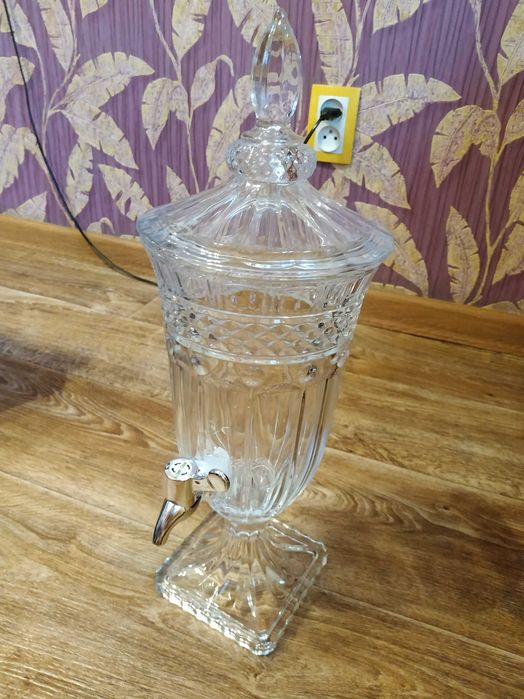 Продам новый стеклянный чайник