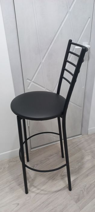 Барный стул. Новый
