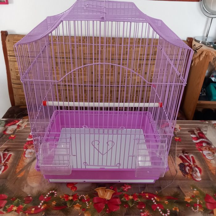 Vând colivie papagali