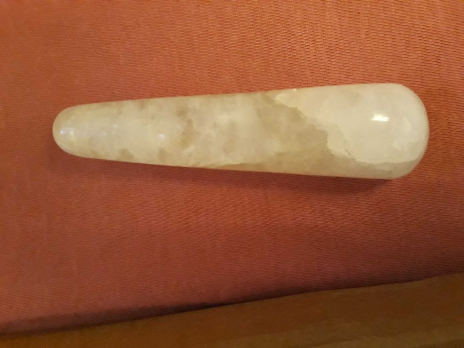 Cristal cuart roz slefuit 9 cm