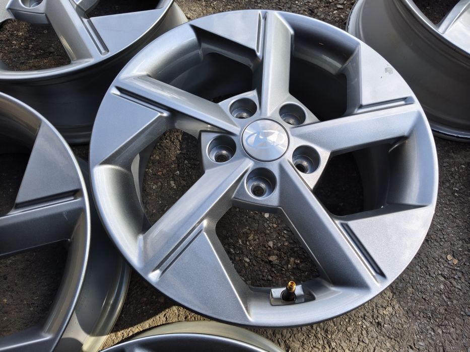 16" оригинални алуминиеви джанти за Hyundai Kona/Kia.