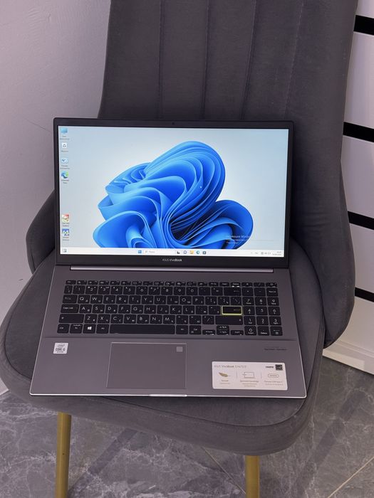 Ноутбук Asus vivobook core i5/10 ssd512