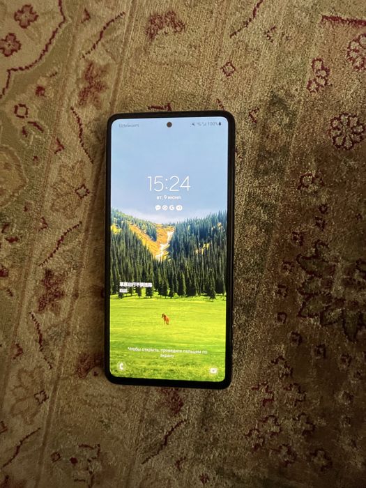 продается телефон samsung в идеальном состоянии без царапин