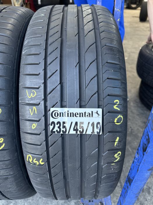 235/45/19 Continental RSC