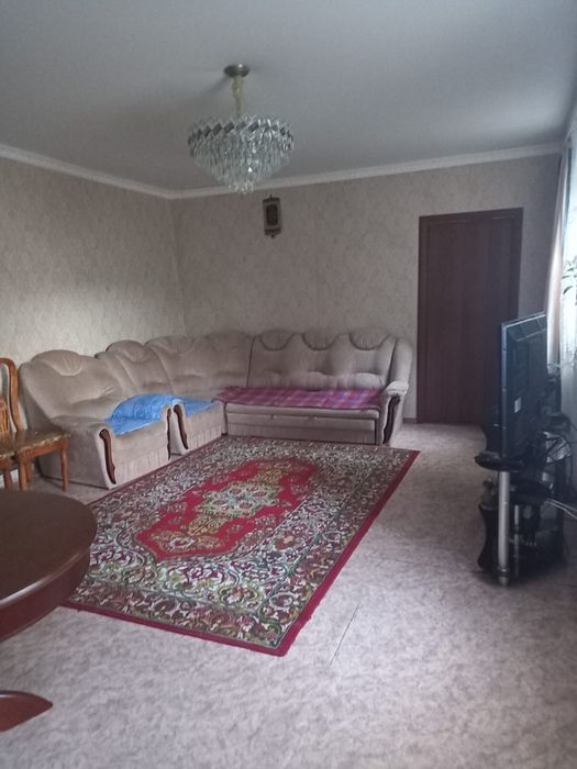 Продается 5 комнтаный дом