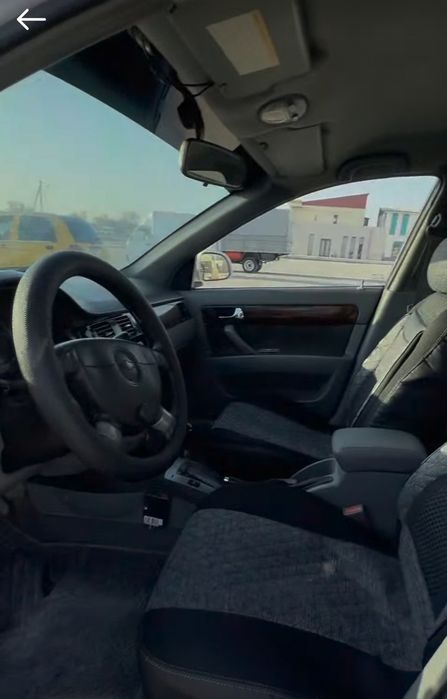 Оптра 1.6 сотилади