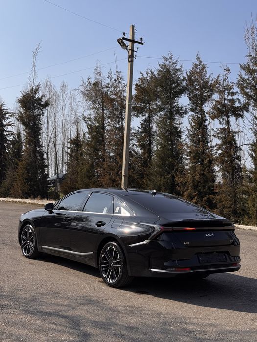 Kia k8 1.6 hybrid panorama